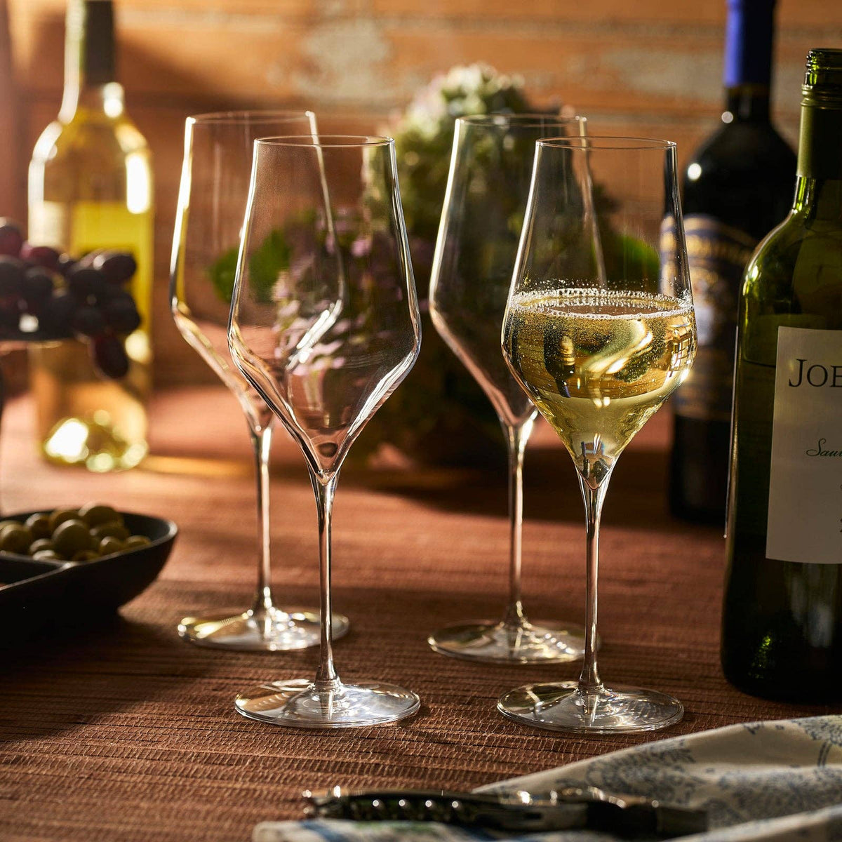 Terrace White Wine Glasses, Set of 4