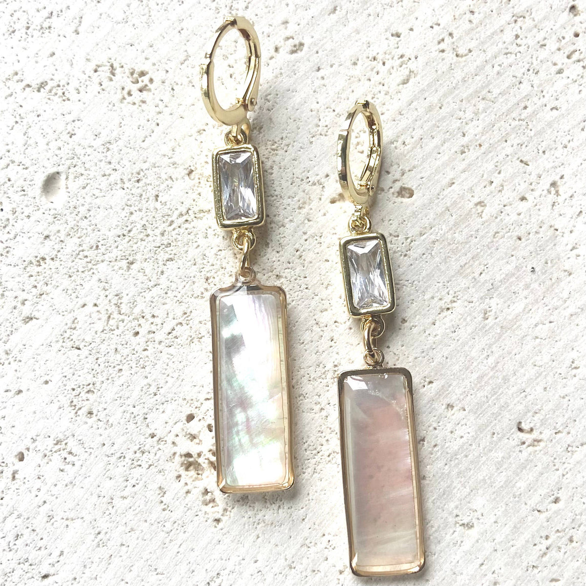 Pearl/Shell Iridescent Earrings