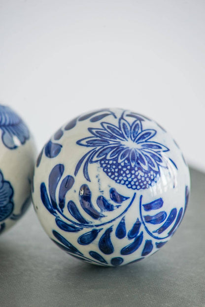3" Traditional Decorative Orbs - Blue/White Set of 3