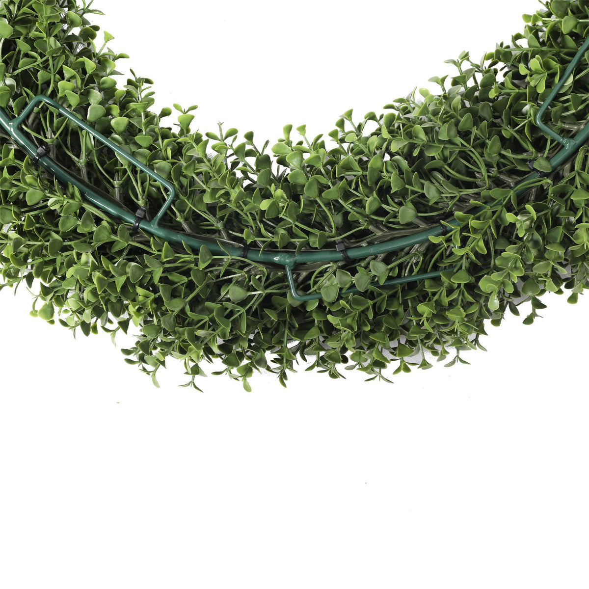 Boxwood Wreath Everlux UV 24 Inch