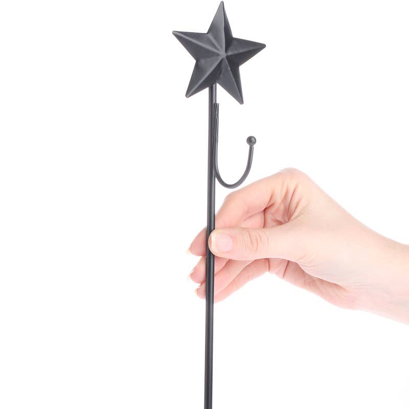 16" H Black Metal Barn Star Wreath Stand