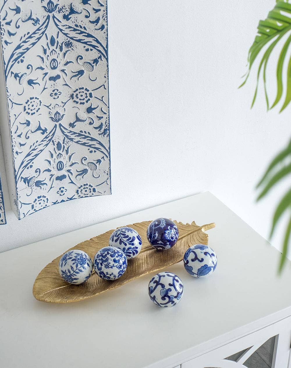 3" Traditional Decorative Orbs - Blue/White Set of 3