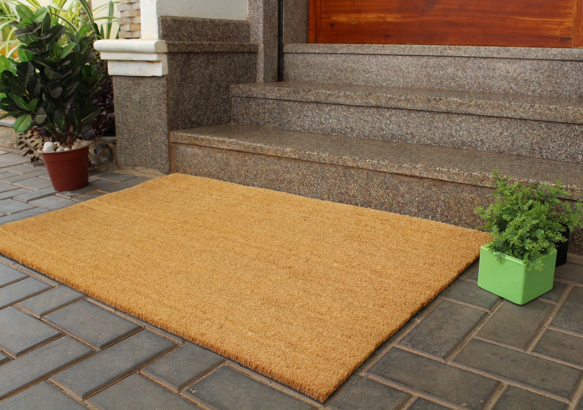 RugSmith Natural Machine Tufted Plain Doormat, 24" x 36"
